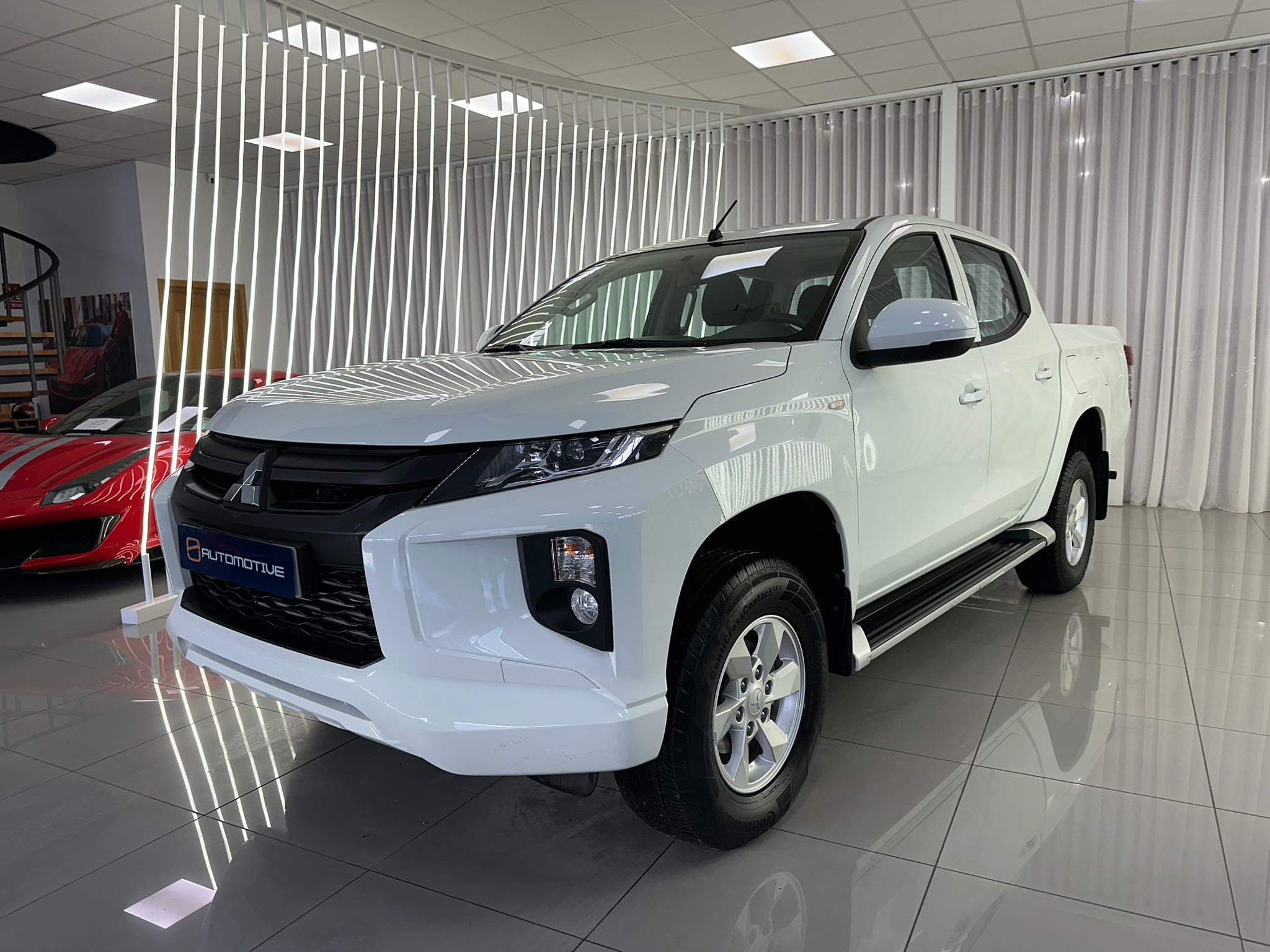 220 DI-D M-PRO 150CV 4X4 DOBLE CABINA